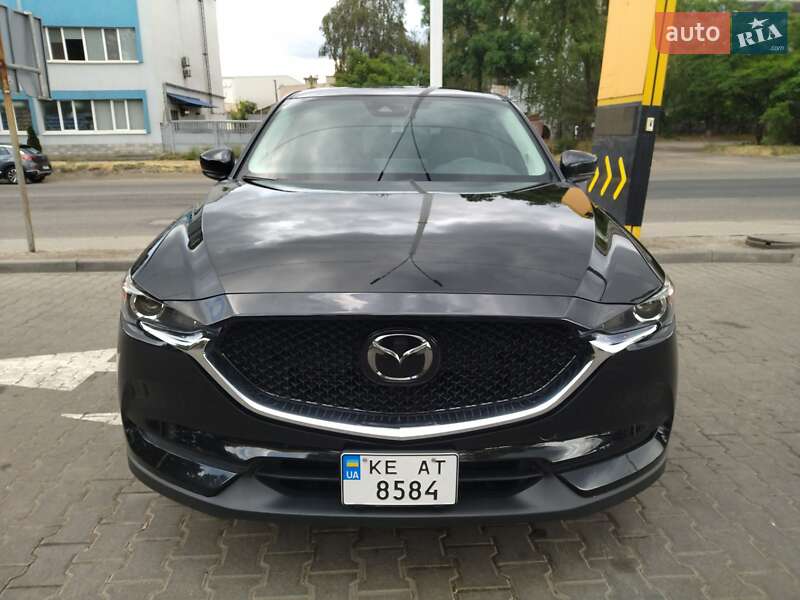 Позашляховик / Кросовер Mazda CX-5 2020 в 