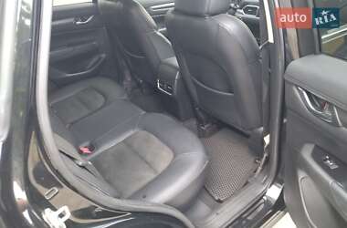 Позашляховик / Кросовер Mazda CX-5 2020 в 