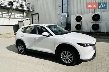 Внедорожник / Кроссовер Mazda CX-5 2023 в 