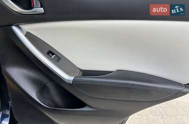 Внедорожник / Кроссовер Mazda CX-5 2015 в 