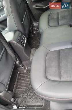 Внедорожник / Кроссовер Mazda CX-5 2023 в 