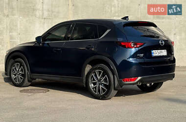 Внедорожник / Кроссовер Mazda CX-5 2018 в 
