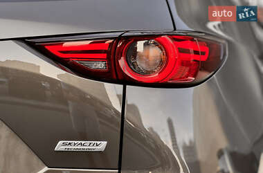 Внедорожник / Кроссовер Mazda CX-5 2017 в 