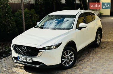 Внедорожник / Кроссовер Mazda CX-5 2023 в 