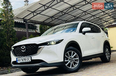 Внедорожник / Кроссовер Mazda CX-5 2023 в 