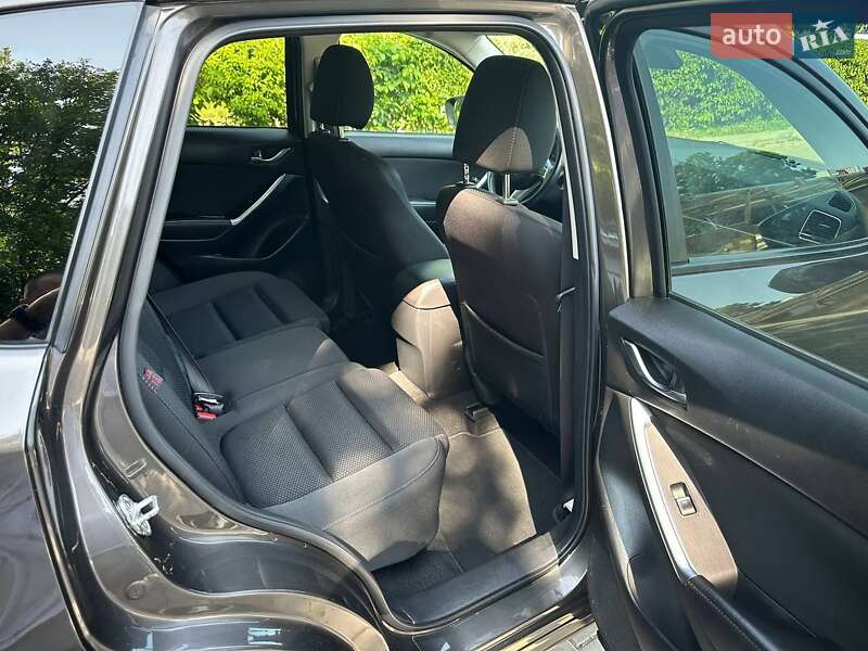 Внедорожник / Кроссовер Mazda CX-5 2015 в Черновцах