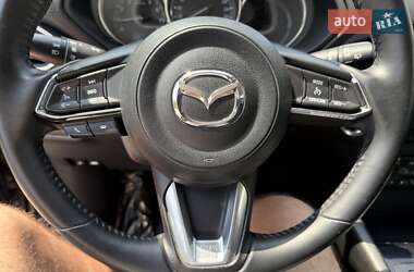 Внедорожник / Кроссовер Mazda CX-5 2018 в 
