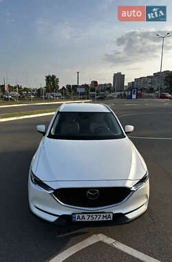 Внедорожник / Кроссовер Mazda CX-5 2018 в 
