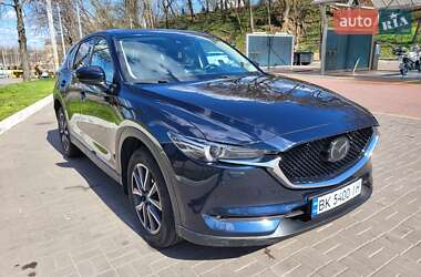 Внедорожник / Кроссовер Mazda CX-5 2017 в Киеве