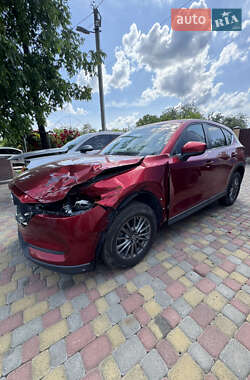 Внедорожник / Кроссовер Mazda CX-5 2017 в 