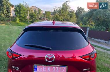 Позашляховик / Кросовер Mazda CX-5 2020 в 
