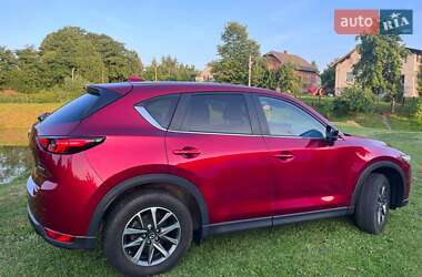 Позашляховик / Кросовер Mazda CX-5 2020 в 