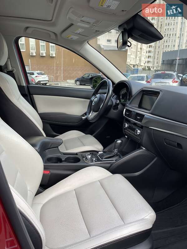Позашляховик / Кросовер Mazda CX-5 2015 в Києві