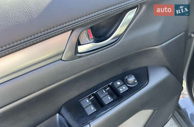 Позашляховик / Кросовер Mazda CX-5 2020 в 