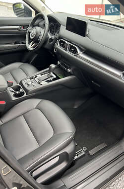 Внедорожник / Кроссовер Mazda CX-5 2024 в 