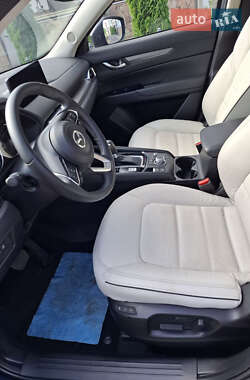 Внедорожник / Кроссовер Mazda CX-5 2023 в 
