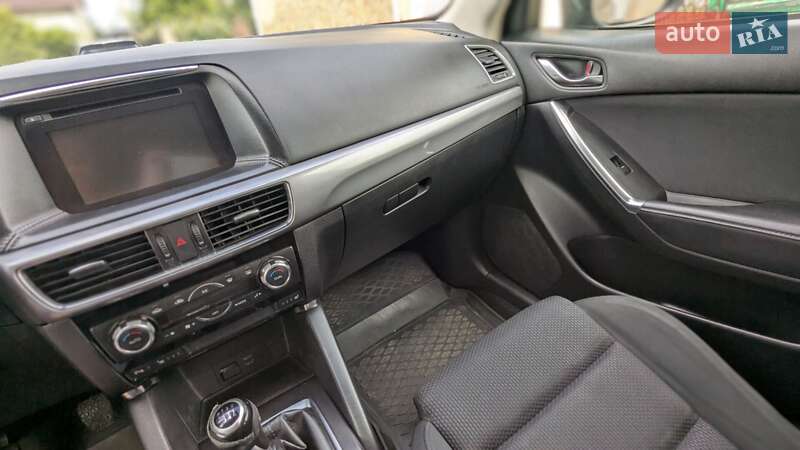 Внедорожник / Кроссовер Mazda CX-5 2015 в Ровно