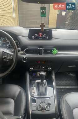 Позашляховик / Кросовер Mazda CX-5 2020 в 