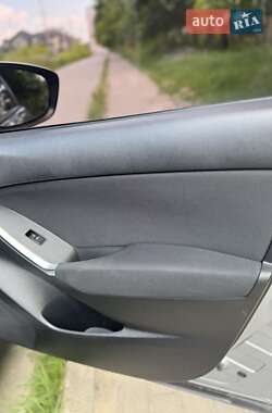 Внедорожник / Кроссовер Mazda CX-5 2012 в 