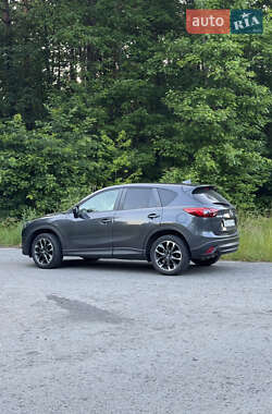 Позашляховик / Кросовер Mazda CX-5 2015 в 