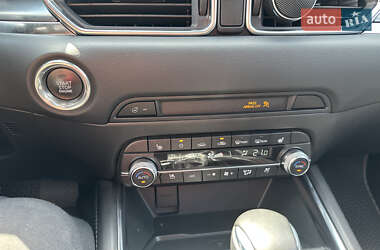 Внедорожник / Кроссовер Mazda CX-5 2023 в 