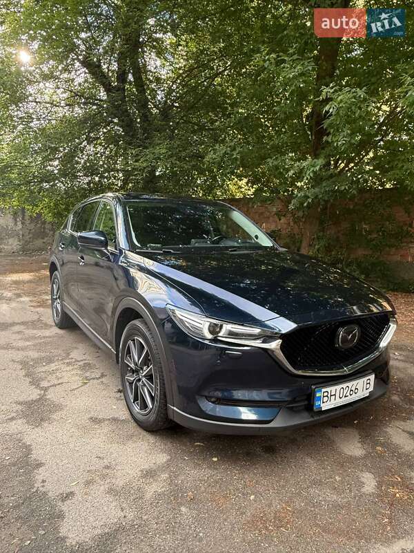 Внедорожник / Кроссовер Mazda CX-5 2018 в 
