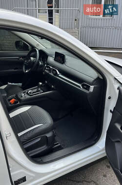 Внедорожник / Кроссовер Mazda CX-5 2023 в 