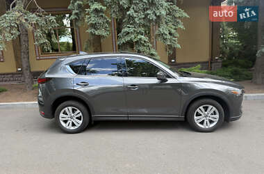 Внедорожник / Кроссовер Mazda CX-5 2017 в 