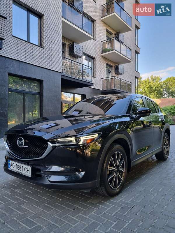 Внедорожник / Кроссовер Mazda CX-5 2018 в Ужгороде