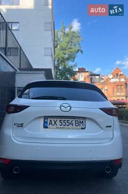 Внедорожник / Кроссовер Mazda CX-5 2017 в 