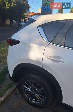 Внедорожник / Кроссовер Mazda CX-5 2017 в 