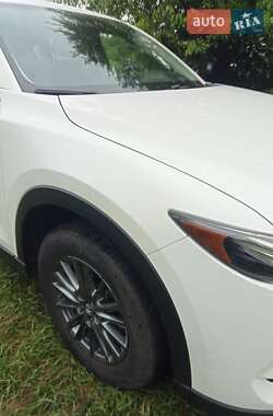Внедорожник / Кроссовер Mazda CX-5 2017 в 