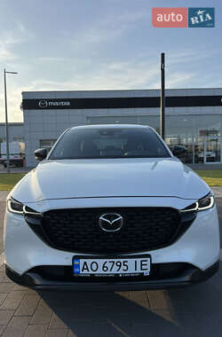 Внедорожник / Кроссовер Mazda CX-5 2024 в 