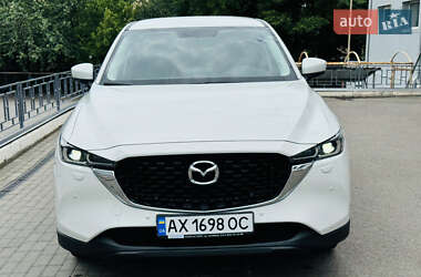 Внедорожник / Кроссовер Mazda CX-5 2023 в 