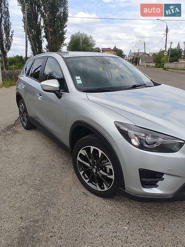 Внедорожник / Кроссовер Mazda CX-5 2016 в Сторожинце