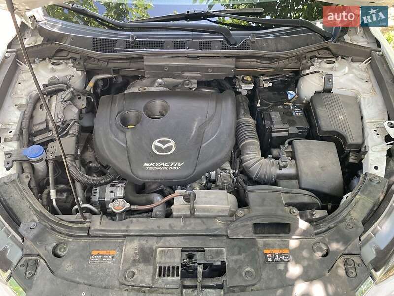 Внедорожник / Кроссовер Mazda CX-5 2015 в Гадяче
