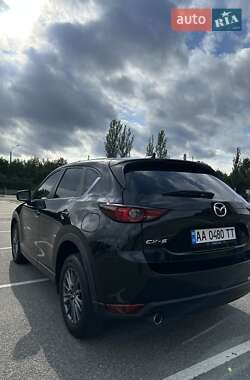 Внедорожник / Кроссовер Mazda CX-5 2017 в 