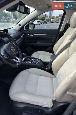 Внедорожник / Кроссовер Mazda CX-5 2017 в 