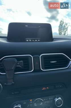 Внедорожник / Кроссовер Mazda CX-5 2017 в 
