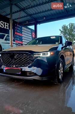 Позашляховик / Кросовер Mazda CX-5 2022 в 