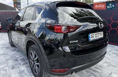 Внедорожник / Кроссовер Mazda CX-5 2018 в 