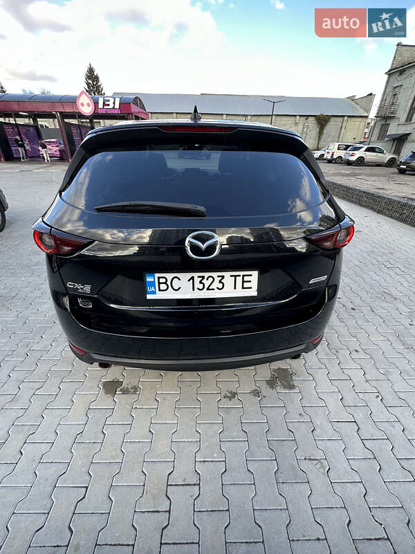Позашляховик / Кросовер Mazda CX-5 2017 в Львові