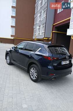 Внедорожник / Кроссовер Mazda CX-5 2023 в 