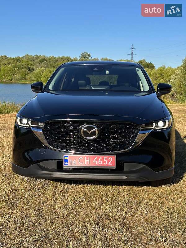 Позашляховик / Кросовер Mazda CX-5 2023 в 