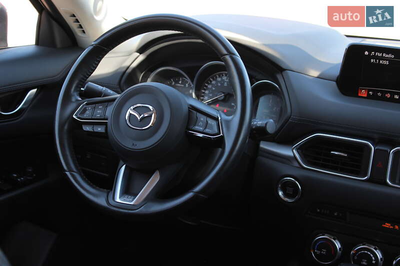 Внедорожник / Кроссовер Mazda CX-5 2017 в Львове