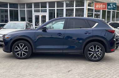 Позашляховик / Кросовер Mazda CX-5 2018 в 