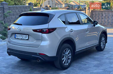 Позашляховик / Кросовер Mazda CX-5 2024 в 
