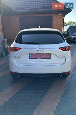 Внедорожник / Кроссовер Mazda CX-5 2018 в 