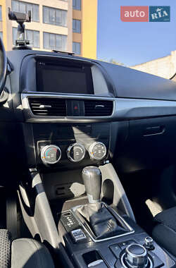 Внедорожник / Кроссовер Mazda CX-5 2015 в 