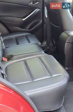 Позашляховик / Кросовер Mazda CX-5 2015 в 